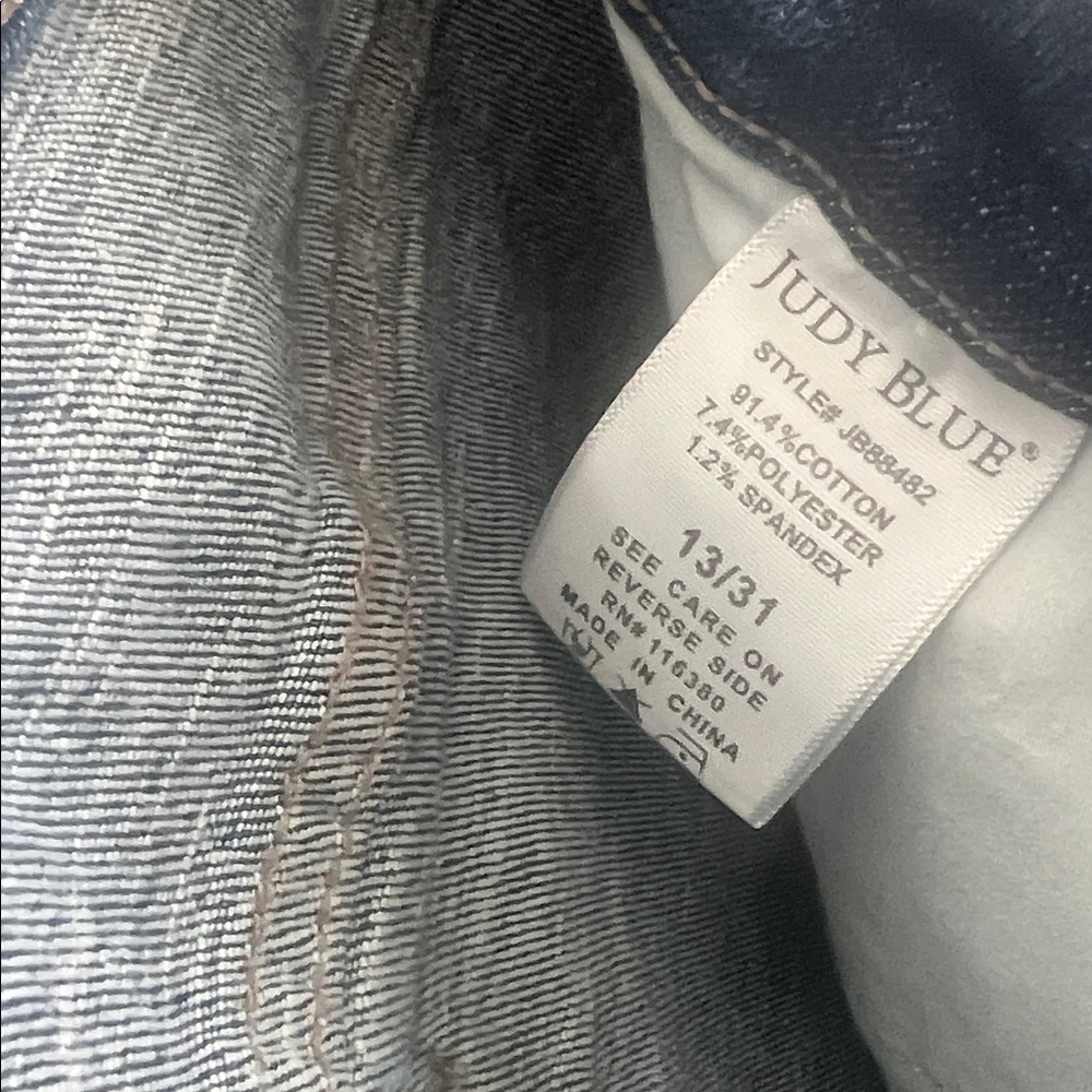 Judy Blue Dark Wash Flare Jeans - Picture 7 of 8